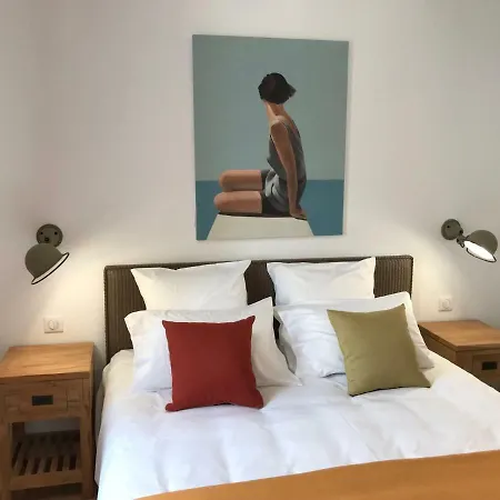 Apartment Centre Location