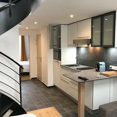 Centre Location * La Rochelle (Charente-Maritime)